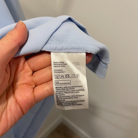 H&M - Blouse - Baby Blue in Size 4 - Picture 6 of 6